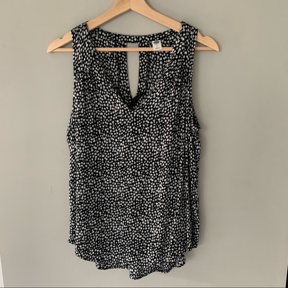 Black and White Dot Sleeveless Top